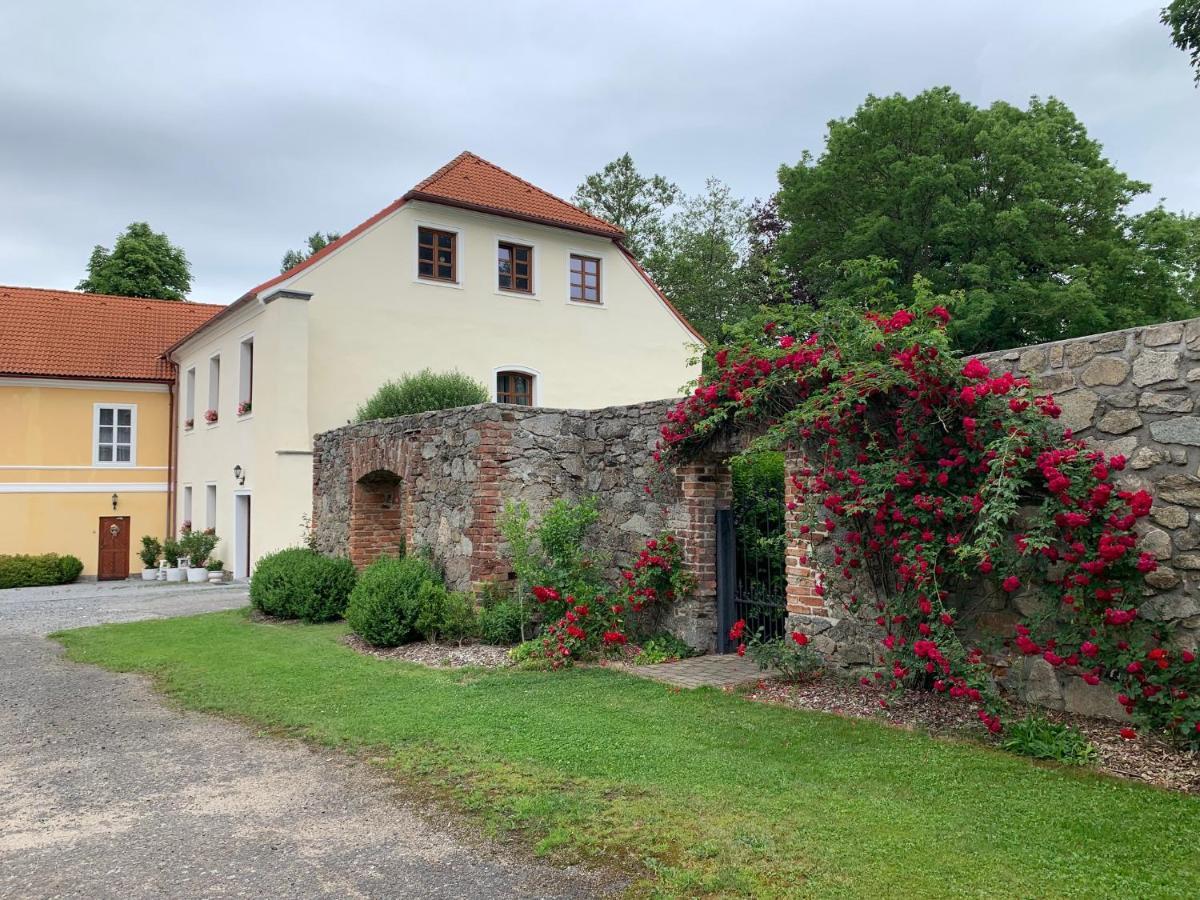 Zamek Jindrichovice Hotel Kolinec Eksteriør billede
